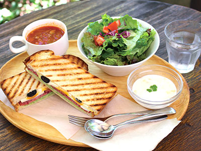 パンオルヴァンのホットサンド